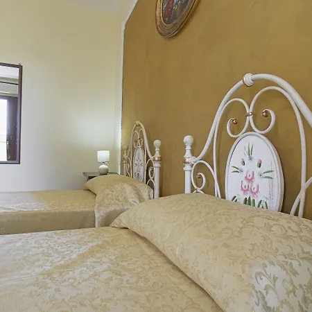 Frühstückspension Il Casale Di Federico 3*